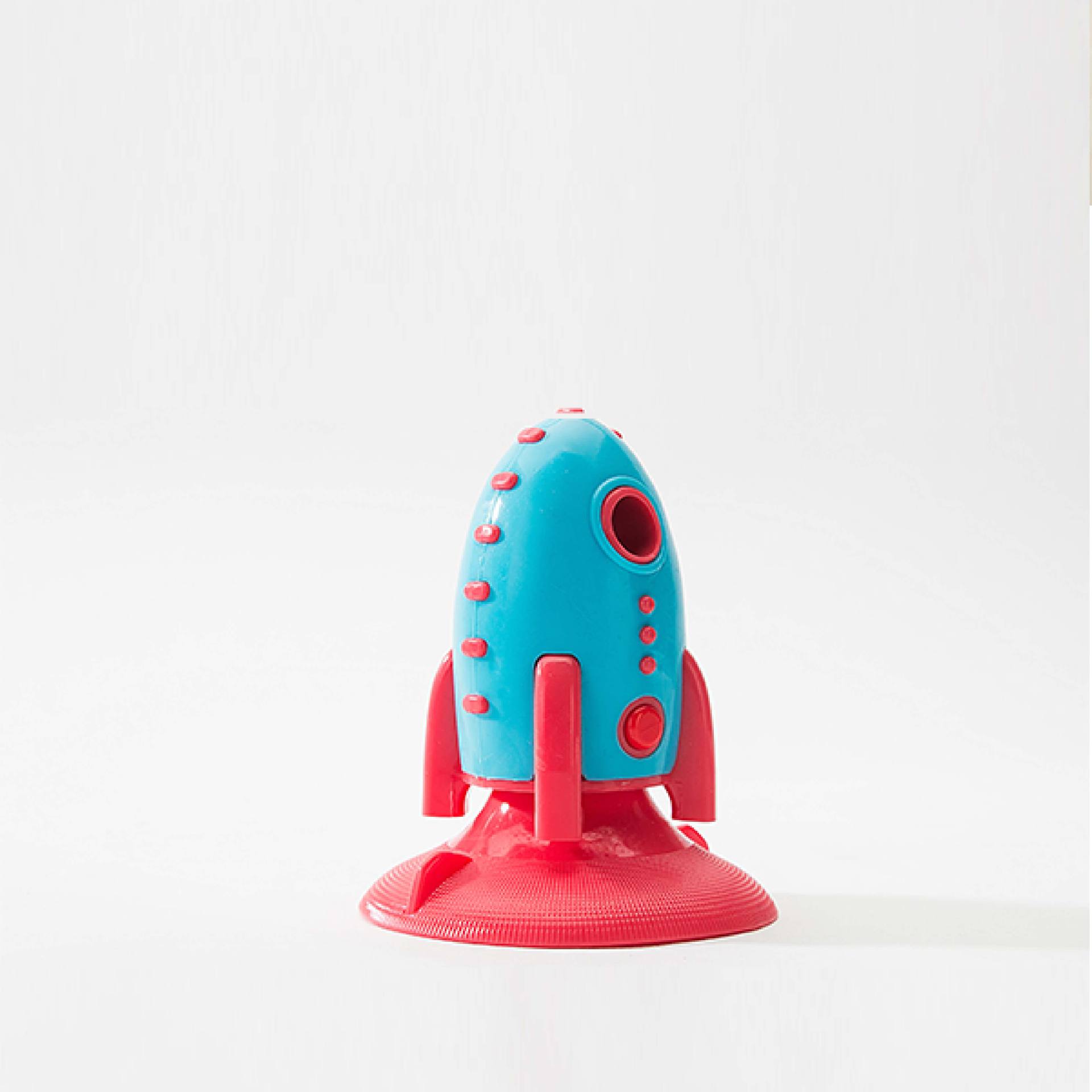 Rocket Shape Pet Food Dispensing Chew Toy Bite Resistant