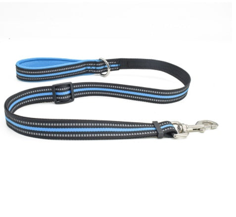 Retractable Nylon Pet Leash For Assisted Walking Control