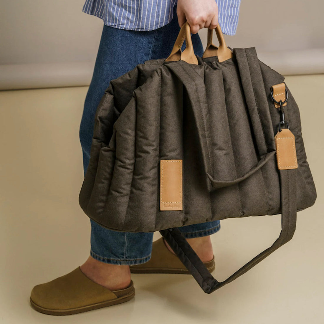 Lightweight Waterproof Pet Handbag Carrier Travel Bag